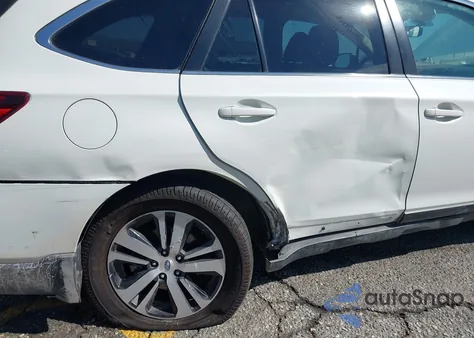 2018 Subaru Outback 2.5I Limited z USA, uszkodzony, nr VIN 4S4BSANCXJ3300619